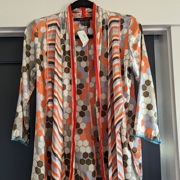 A Common Thread Orange Cream and Blue Patterned Silk Tunic Size Small - Picture 3 of 9